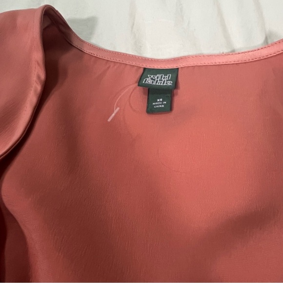 Wild Fable Pink Satin Cropped Wrap Blouse Women’s Size XS - Picture 7 of 10